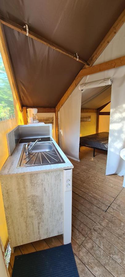 Camping Domaine Papillon Reyrevignes  المظهر الخارجي الصورة